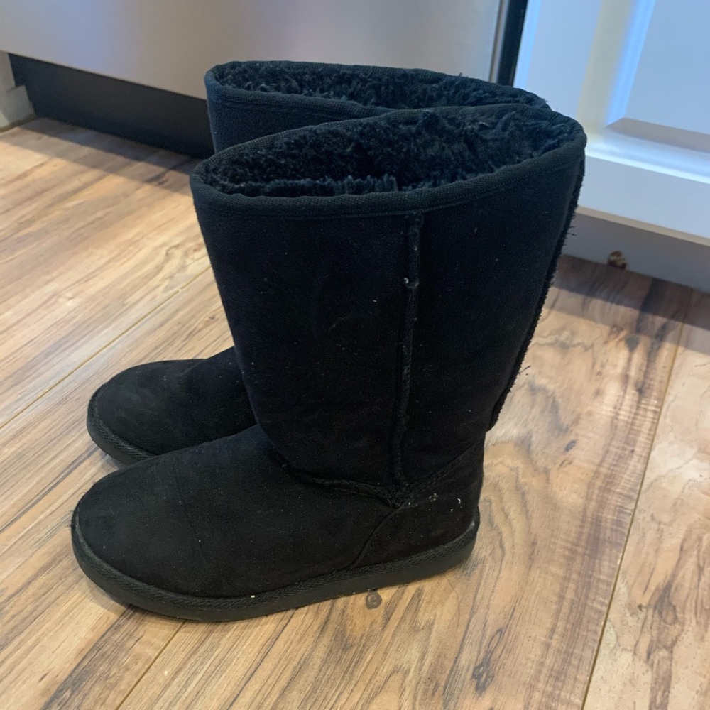 Girls boots
